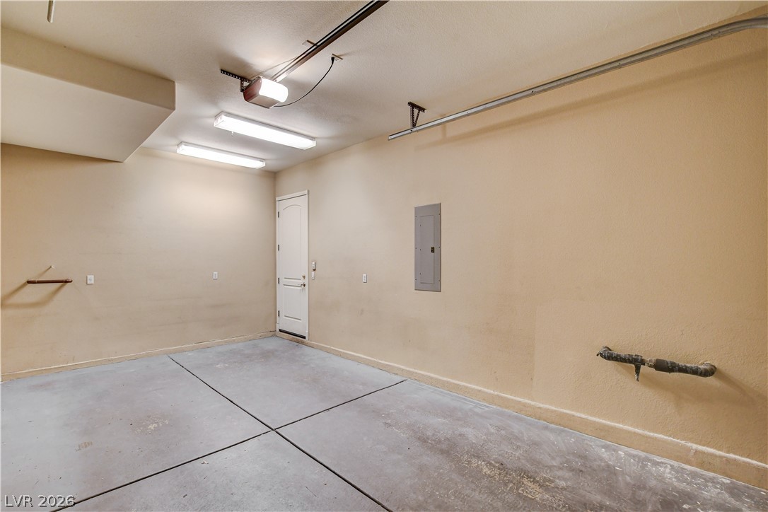 32 Via Vasari 103 Henderson NV 89011