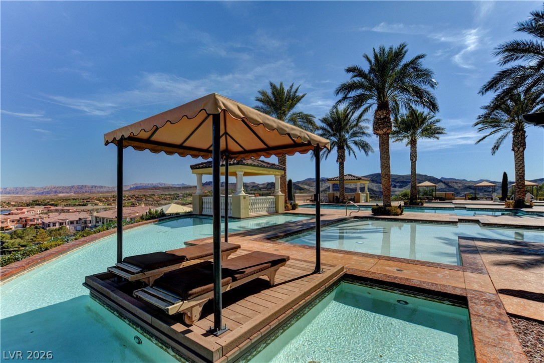 32 Via Vasari 103 Henderson NV 89011