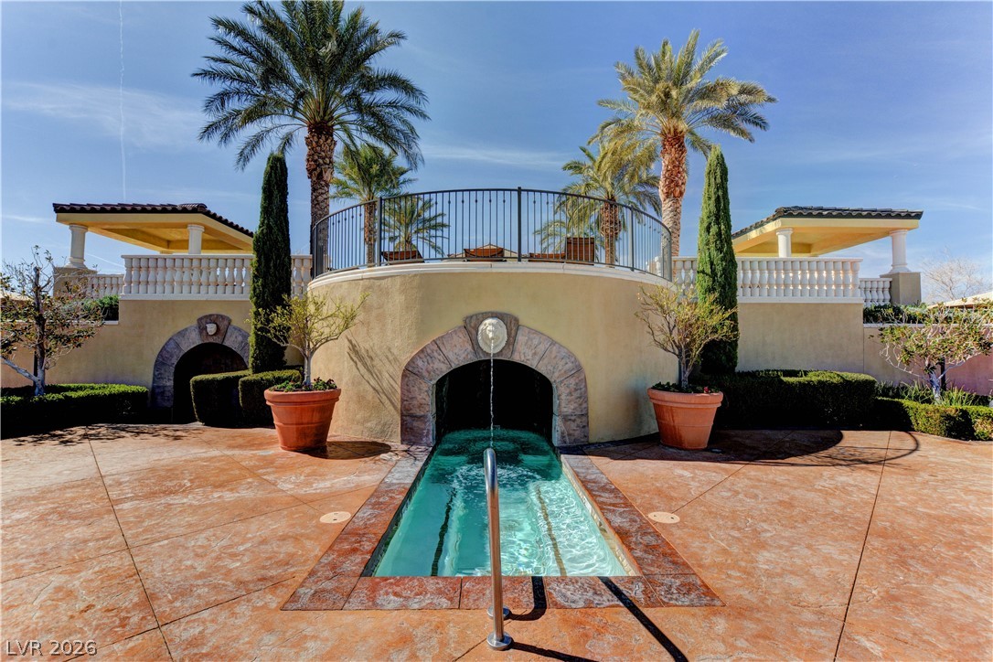 32 Via Vasari 103 Henderson NV 89011