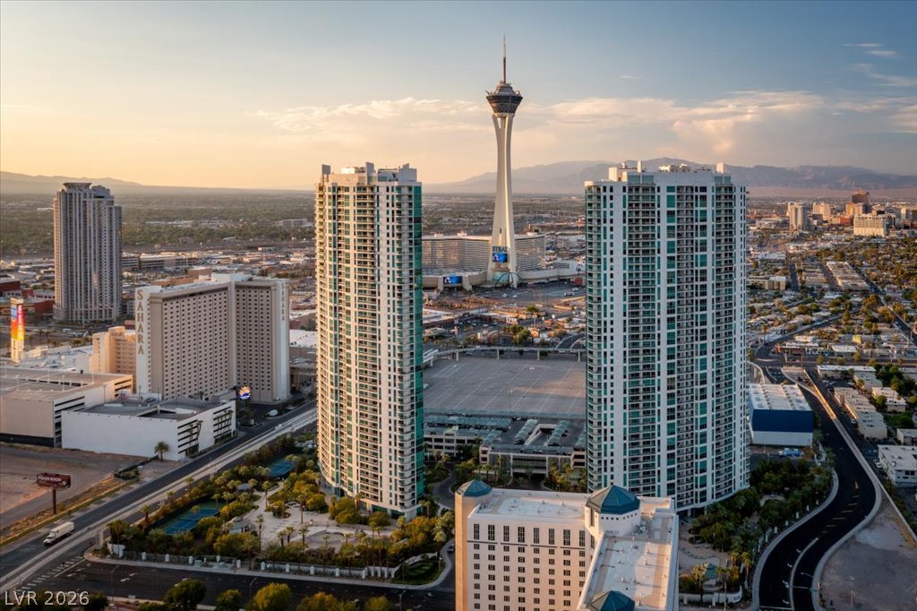 222 Karen Avenue 707 Las Vegas NV 89109