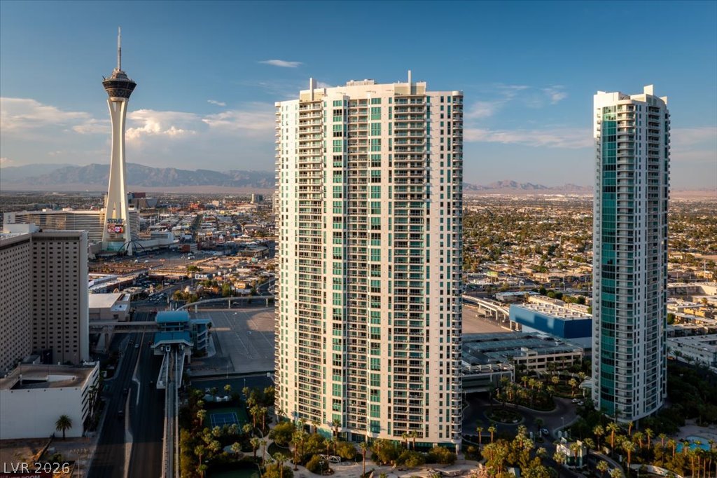 222 Karen Avenue 707 Las Vegas NV 89109