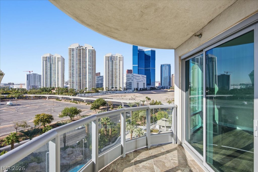 222 Karen Avenue 707 Las Vegas NV 89109