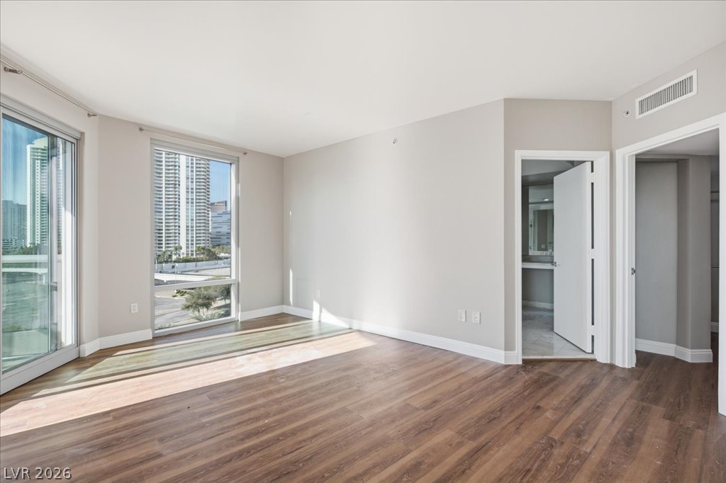 222 Karen Avenue 707 Las Vegas NV 89109