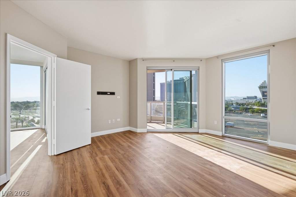 222 Karen Avenue 707 Las Vegas NV 89109