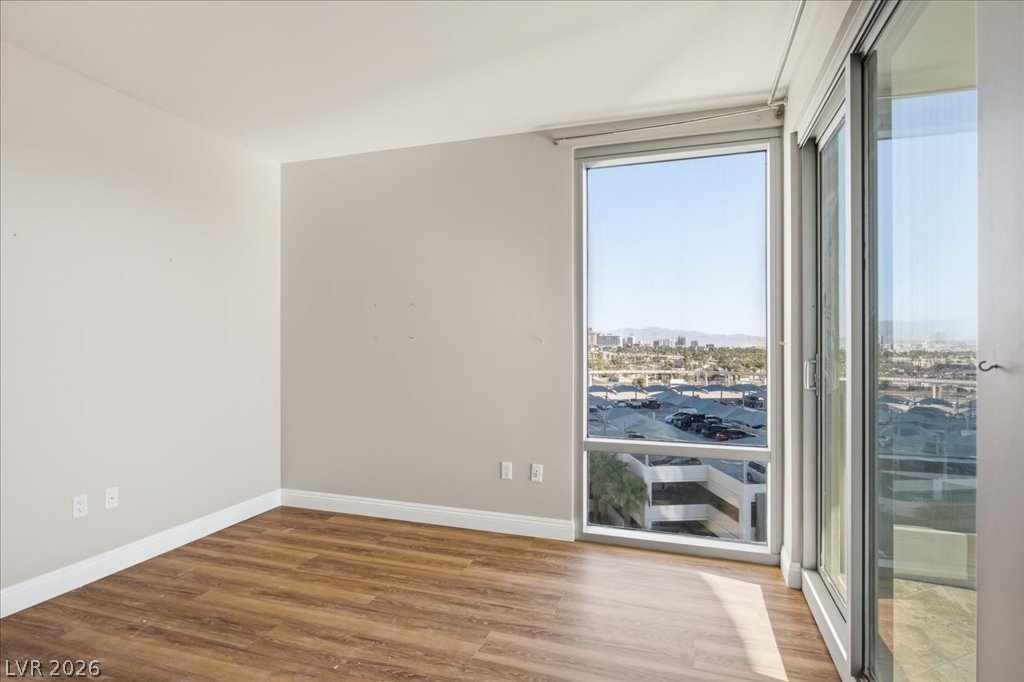 222 Karen Avenue 707 Las Vegas NV 89109