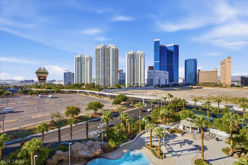 222 Karen Avenue 707 Las Vegas NV 89109