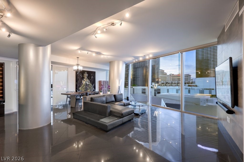 3722 Las Vegas Boulevard 907 Las Vegas NV 89158