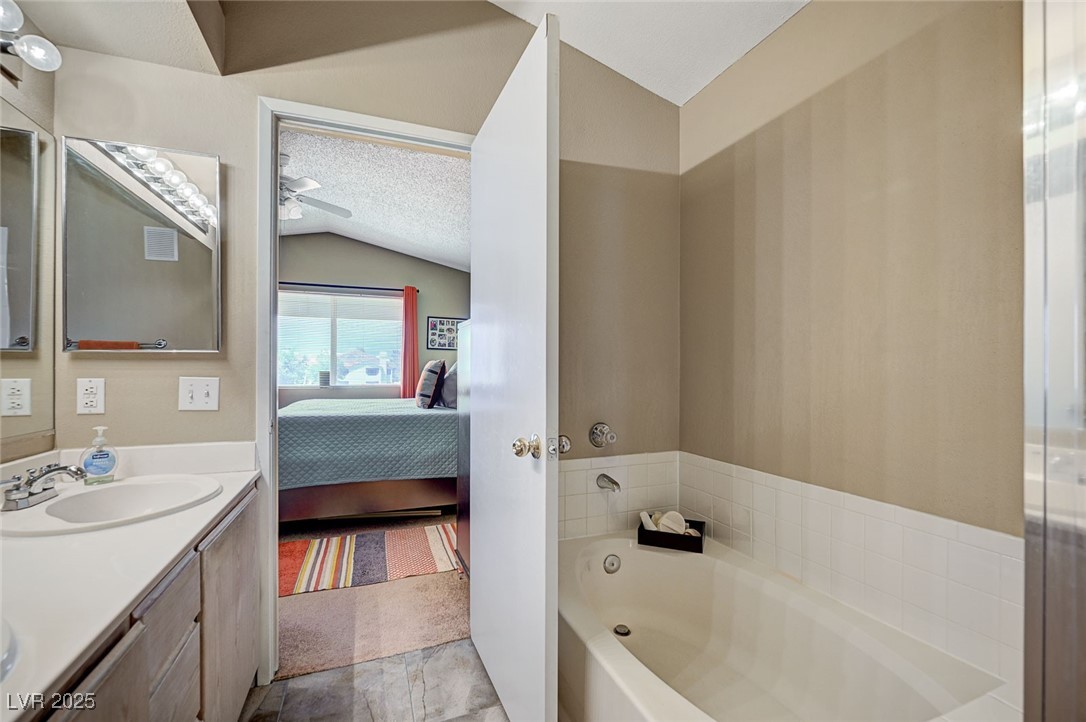 7905 Lago Vista Lane 203 Las Vegas NV 89145