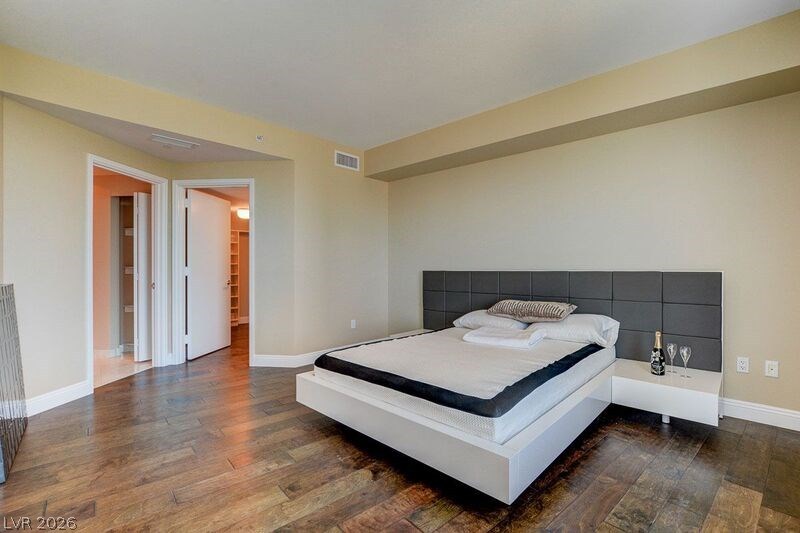222 Karen Avenue 3805 Las Vegas NV 89109