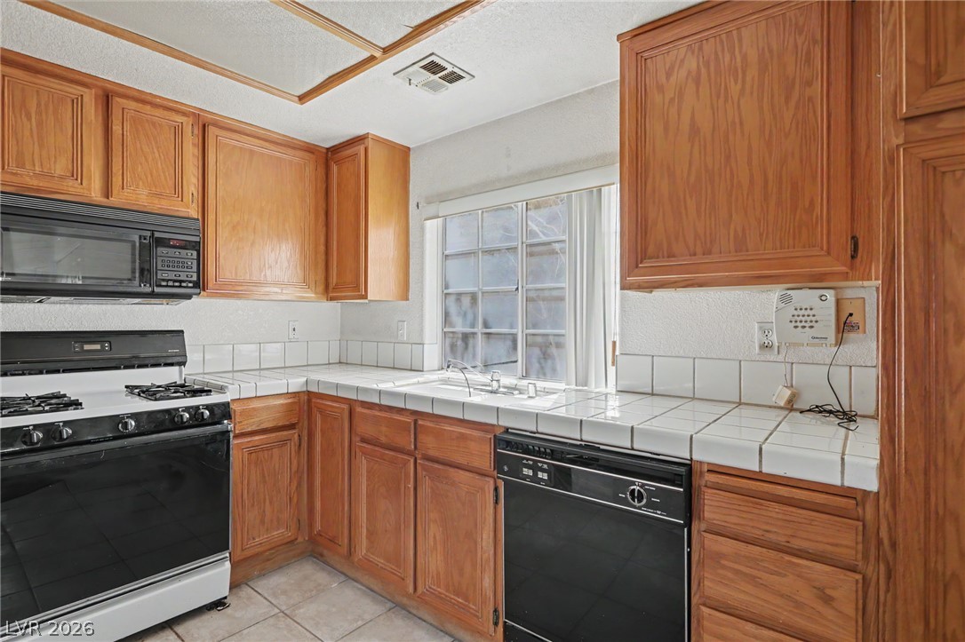 1674 Normandy Way Na Henderson NV 89014