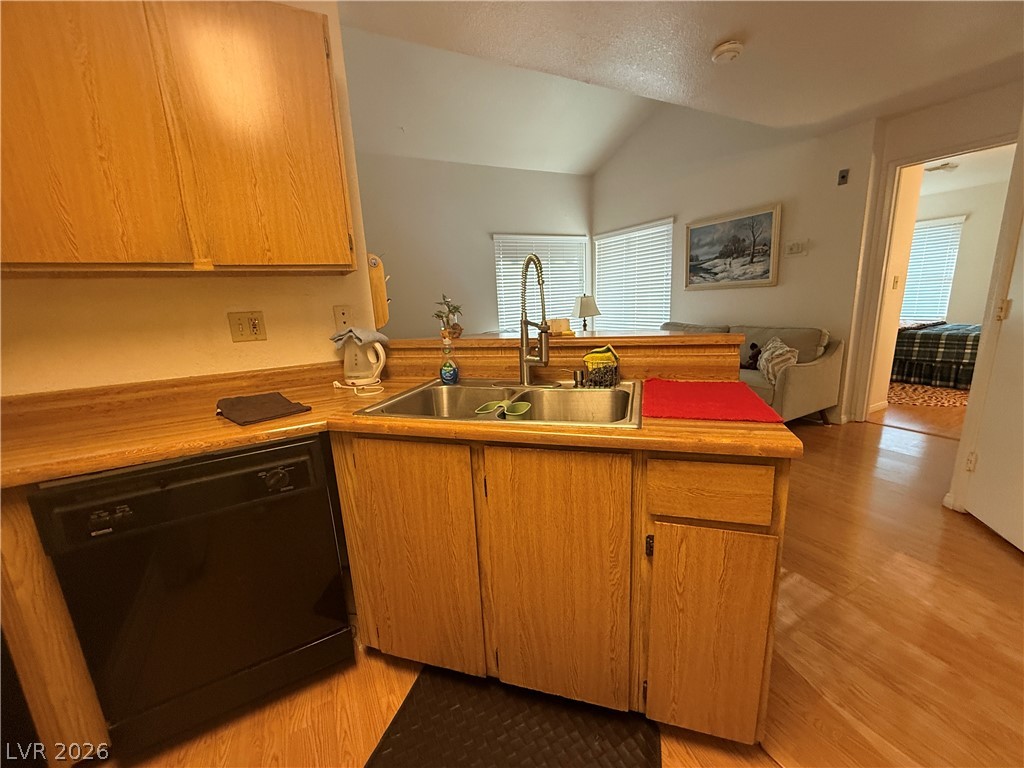 460 Elm Drive 201 Las Vegas NV 89169