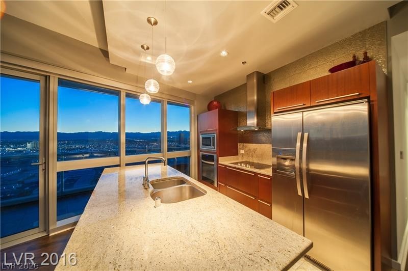4471 Dean Martin Drive 3301 Las Vegas NV 89103
