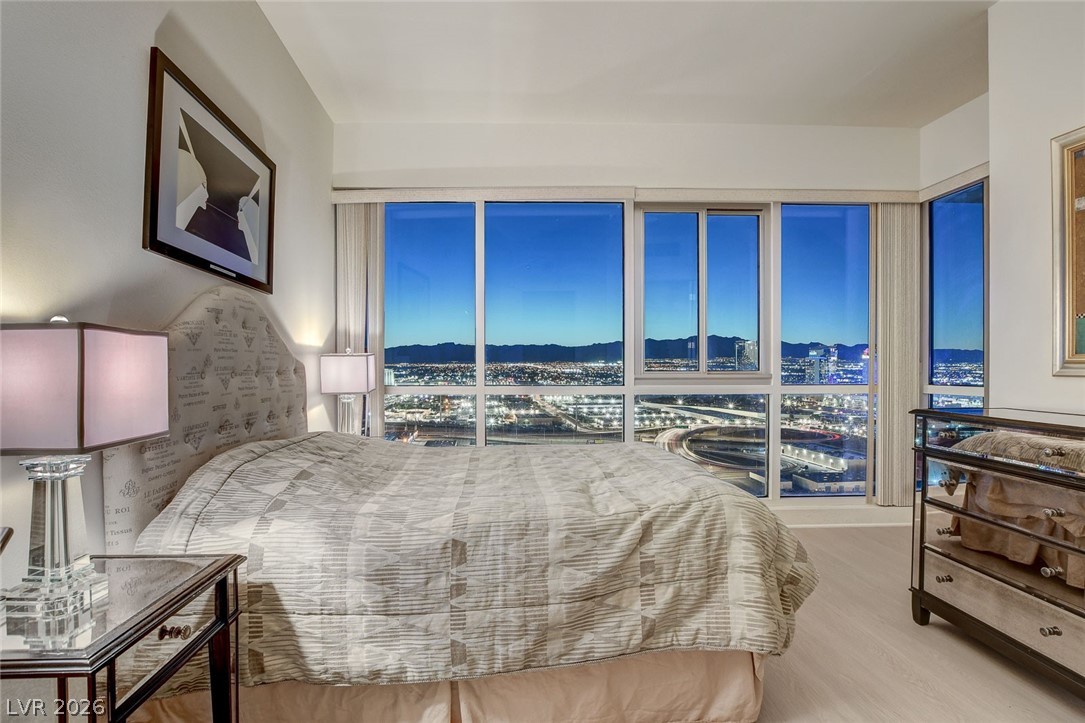 4575 Dean Martin Drive 2812 Las Vegas NV 89103