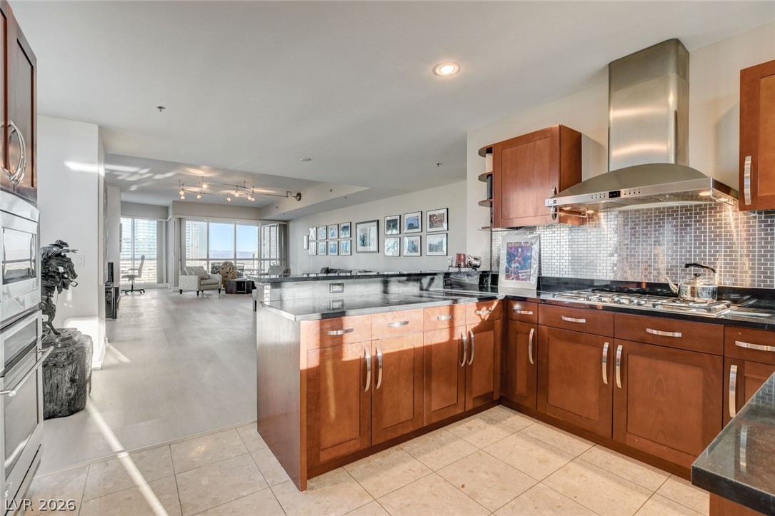 4575 Dean Martin Drive 2812 Las Vegas NV 89103