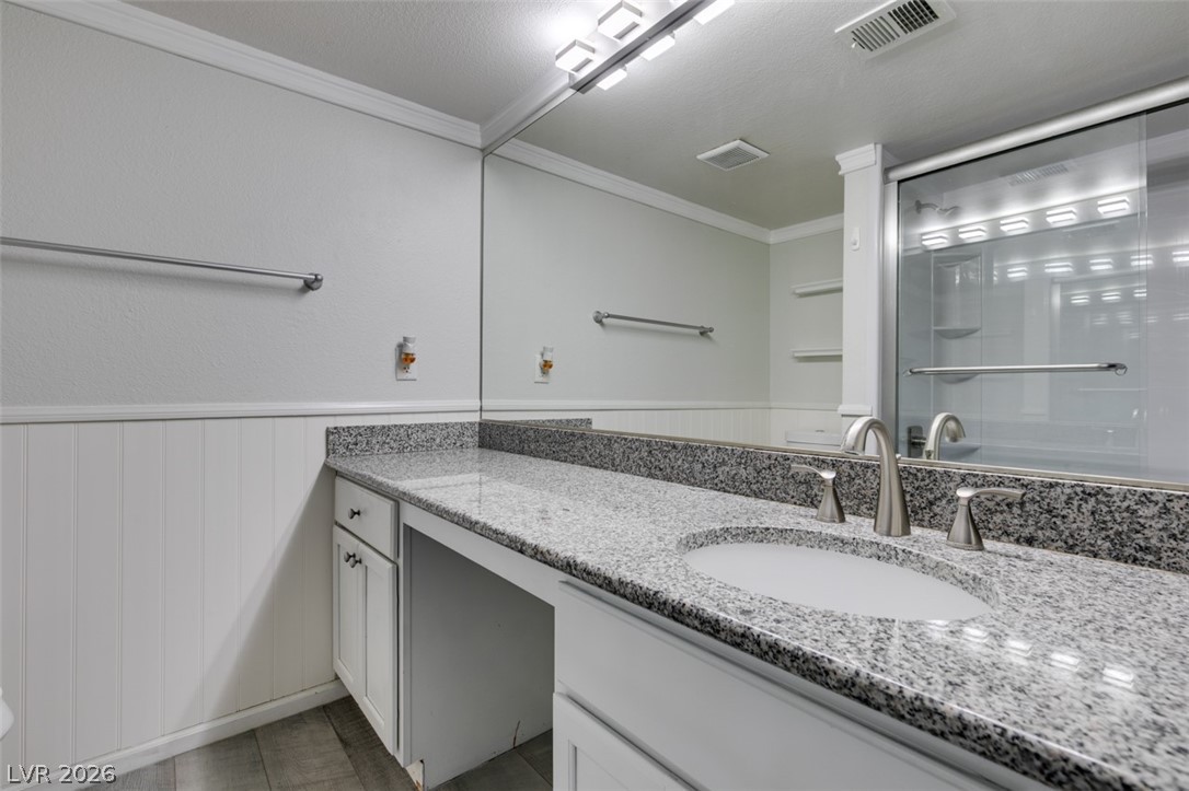 714 Oakmont Avenue 1104 Las Vegas NV 89109