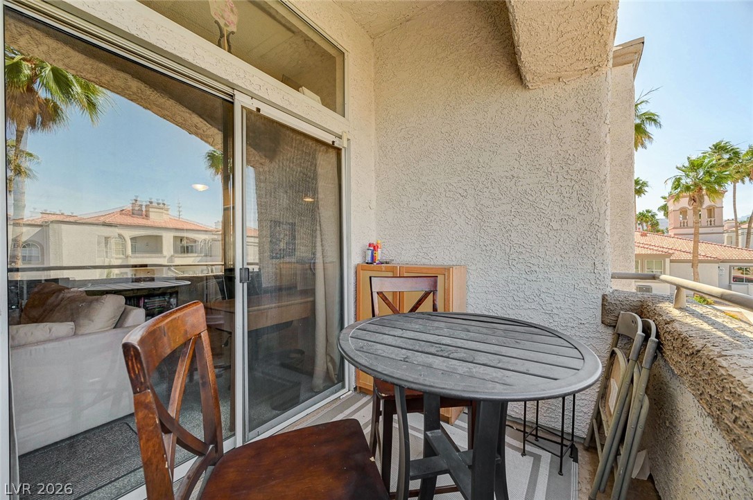 3150 Soft Breezes Drive 2040 Las Vegas NV 89128