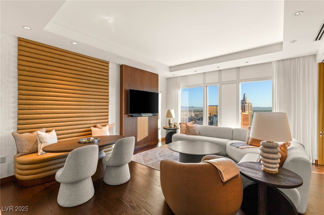 3750 Las Vegas Boulevard 3302 Las Vegas NV 89158