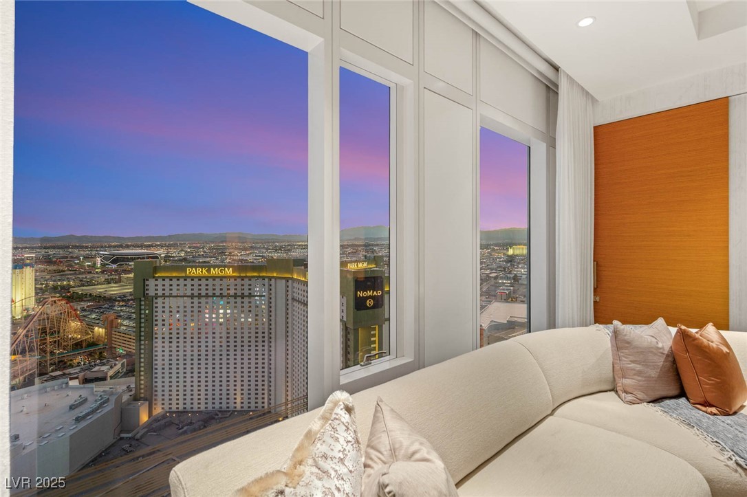 3750 Las Vegas Boulevard 3302 Las Vegas NV 89158