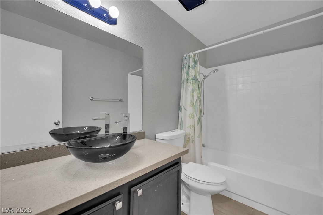 7937 Diamond Rock Way 202 Las Vegas NV 89128
