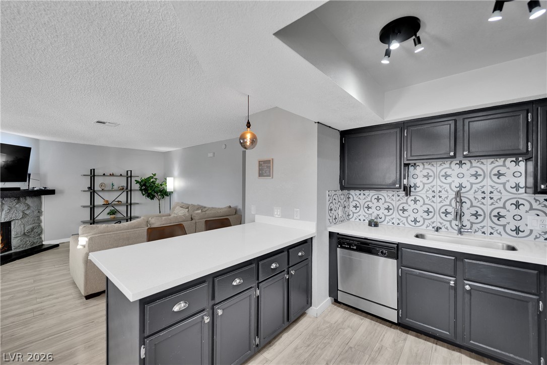 7937 Diamond Rock Way 202 Las Vegas NV 89128