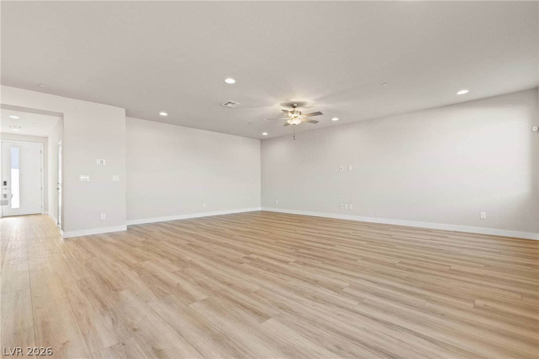 8629 Ensworth Street 105 Las Vegas NV 89123
