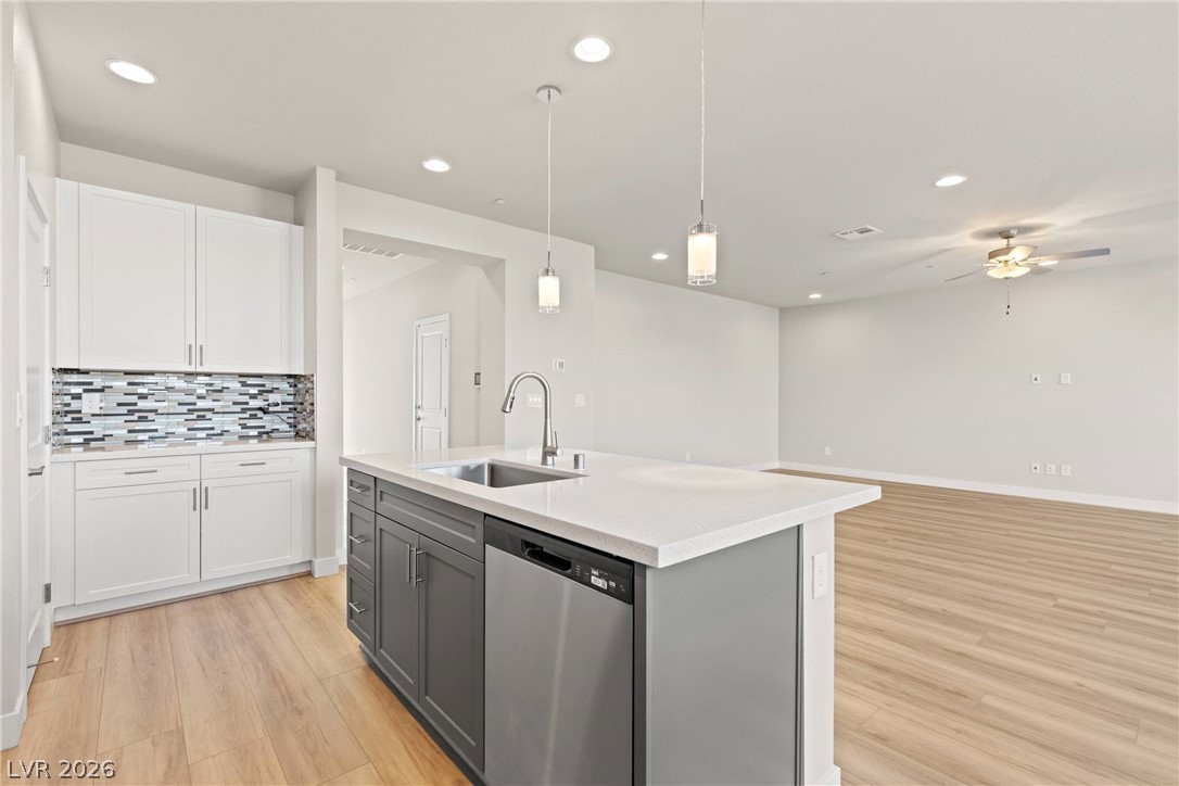 8629 Ensworth Street 105 Las Vegas NV 89123