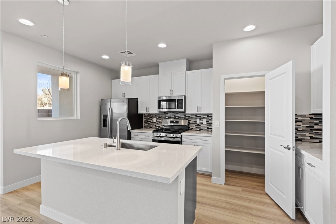 8629 Ensworth Street 105 Las Vegas NV 89123