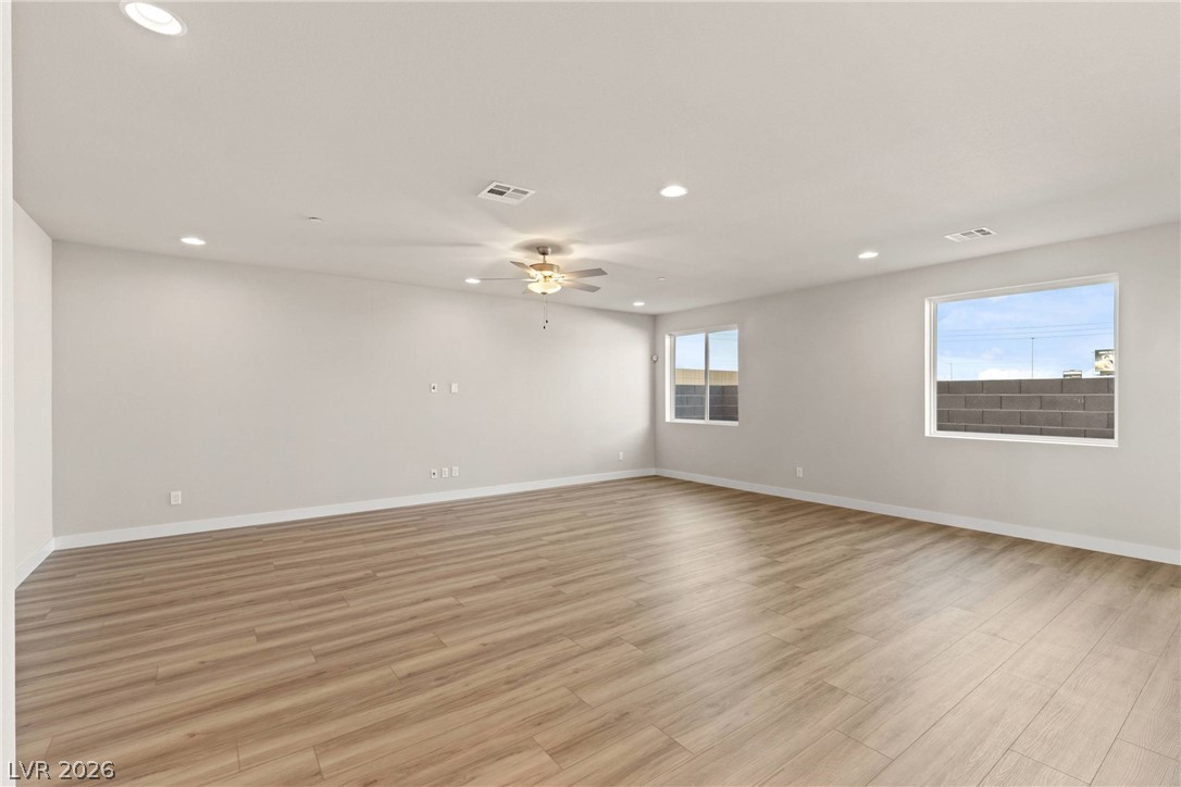 8629 Ensworth Street 105 Las Vegas NV 89123