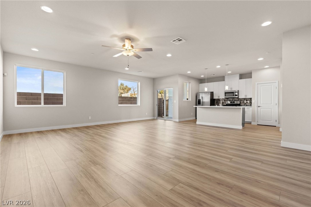 8629 Ensworth Street 105 Las Vegas NV 89123