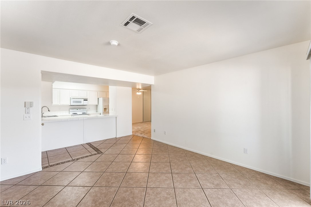 2725 South Nellis Boulevard 1086 Las Vegas NV 89121