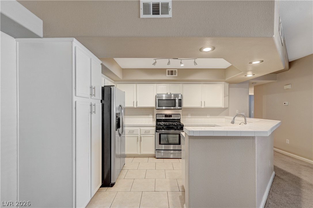 6908 Cobre Azul Avenue 102 Las Vegas NV 89108