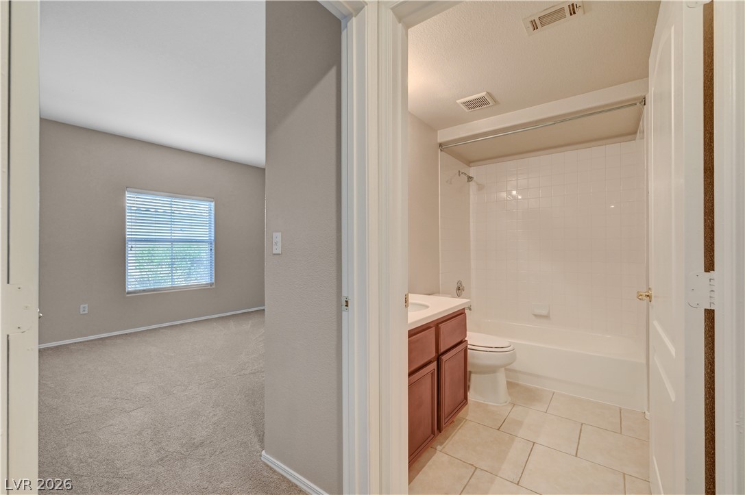 6908 Cobre Azul Avenue 102 Las Vegas NV 89108