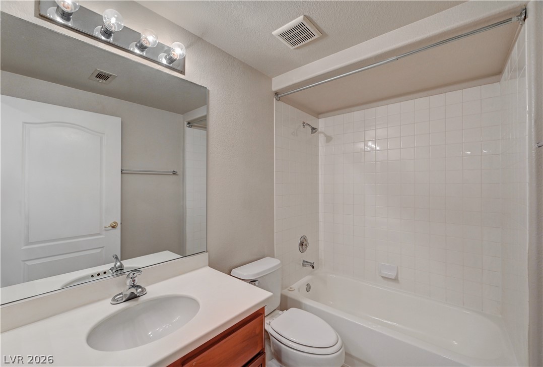 6908 Cobre Azul Avenue 102 Las Vegas NV 89108