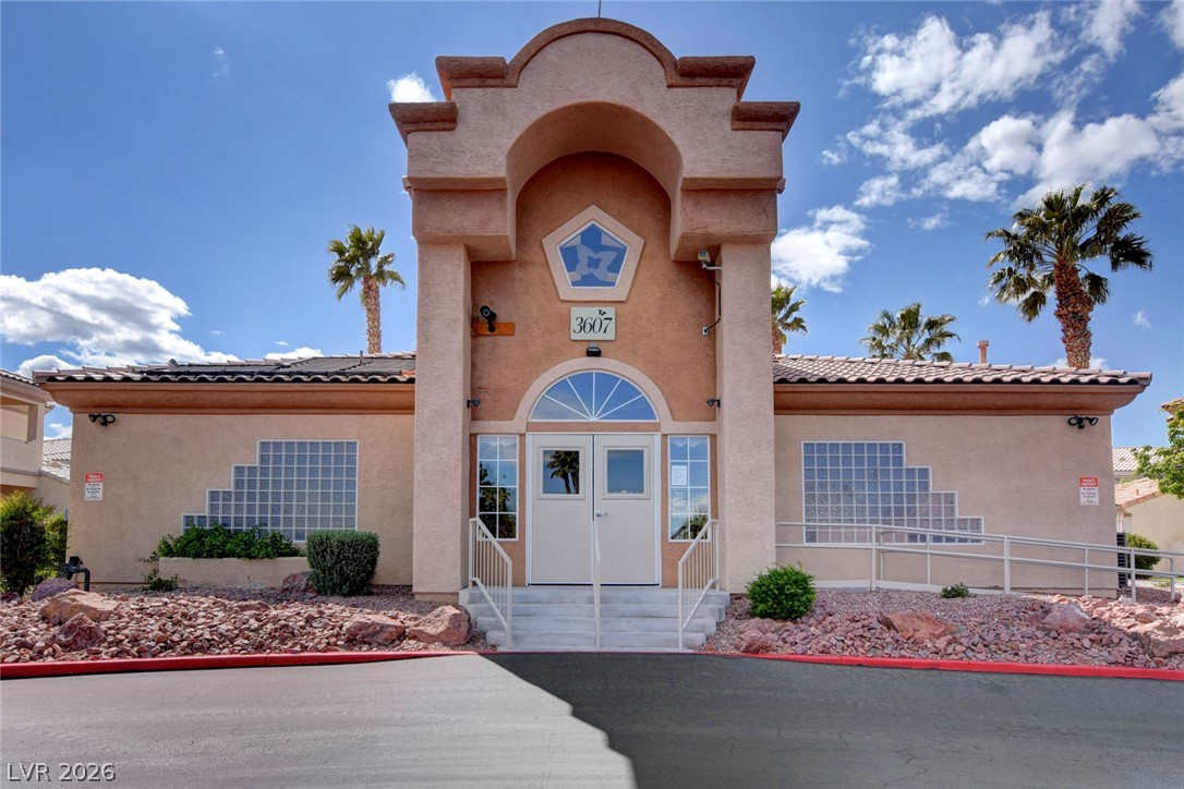 6908 Cobre Azul Avenue 102 Las Vegas NV 89108