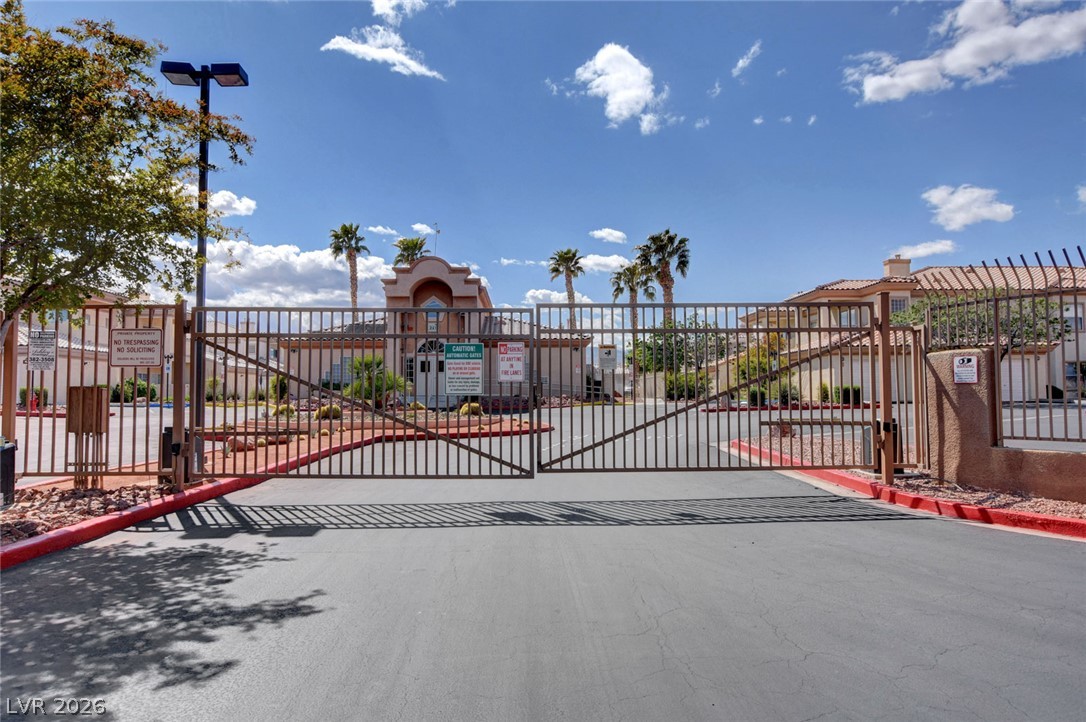 6908 Cobre Azul Avenue 102 Las Vegas NV 89108