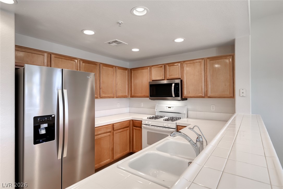 2325 Windmill Parkway 1512 Henderson NV 89074
