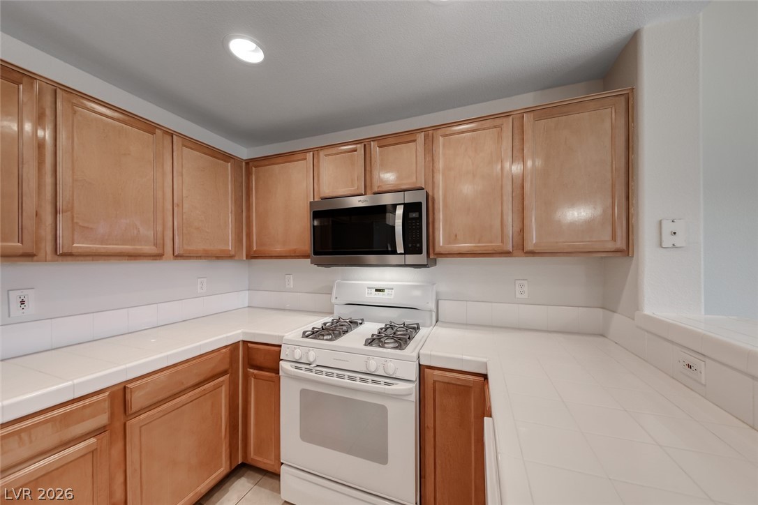 2325 Windmill Parkway 1512 Henderson NV 89074