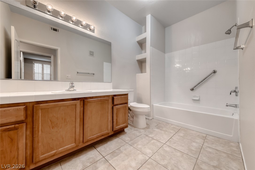 2325 Windmill Parkway 1512 Henderson NV 89074