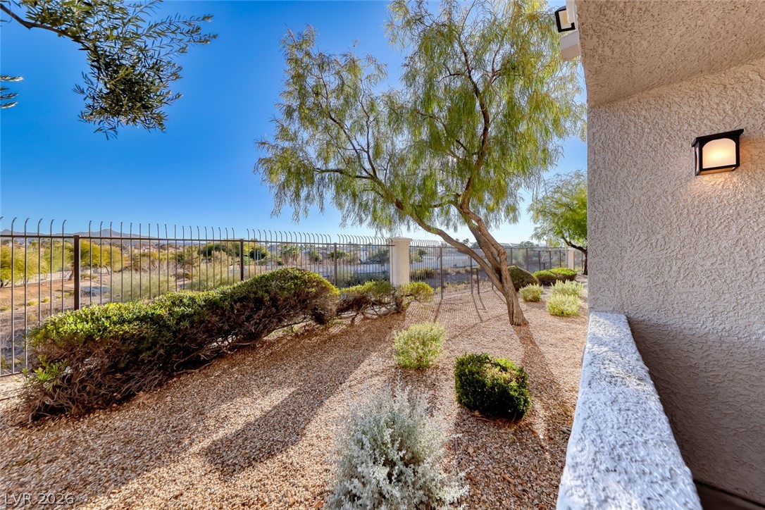 2325 Windmill Parkway 1512 Henderson NV 89074