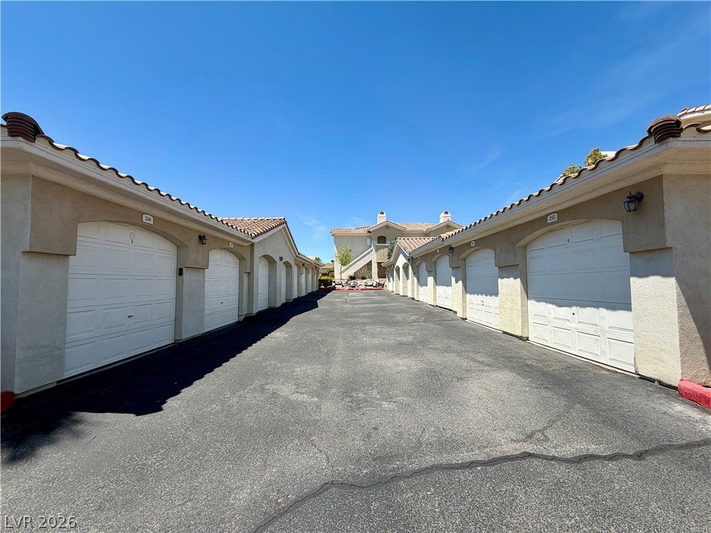 1420 Red Crest Lane 203 Las Vegas NV 89144