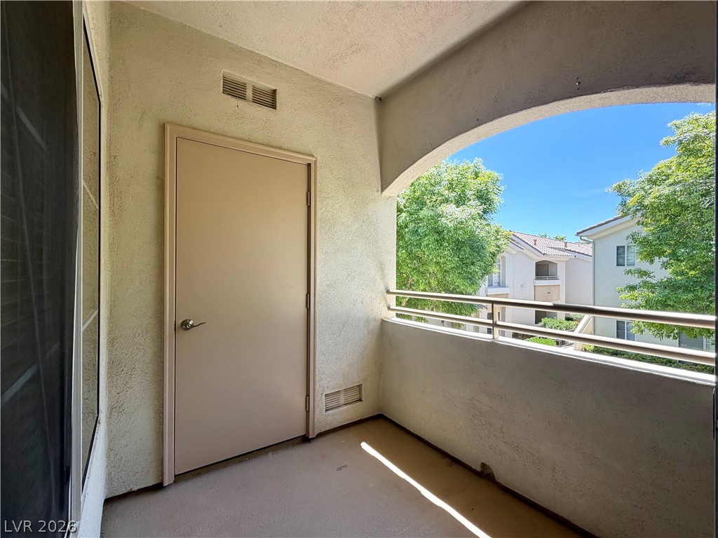 1420 Red Crest Lane 203 Las Vegas NV 89144