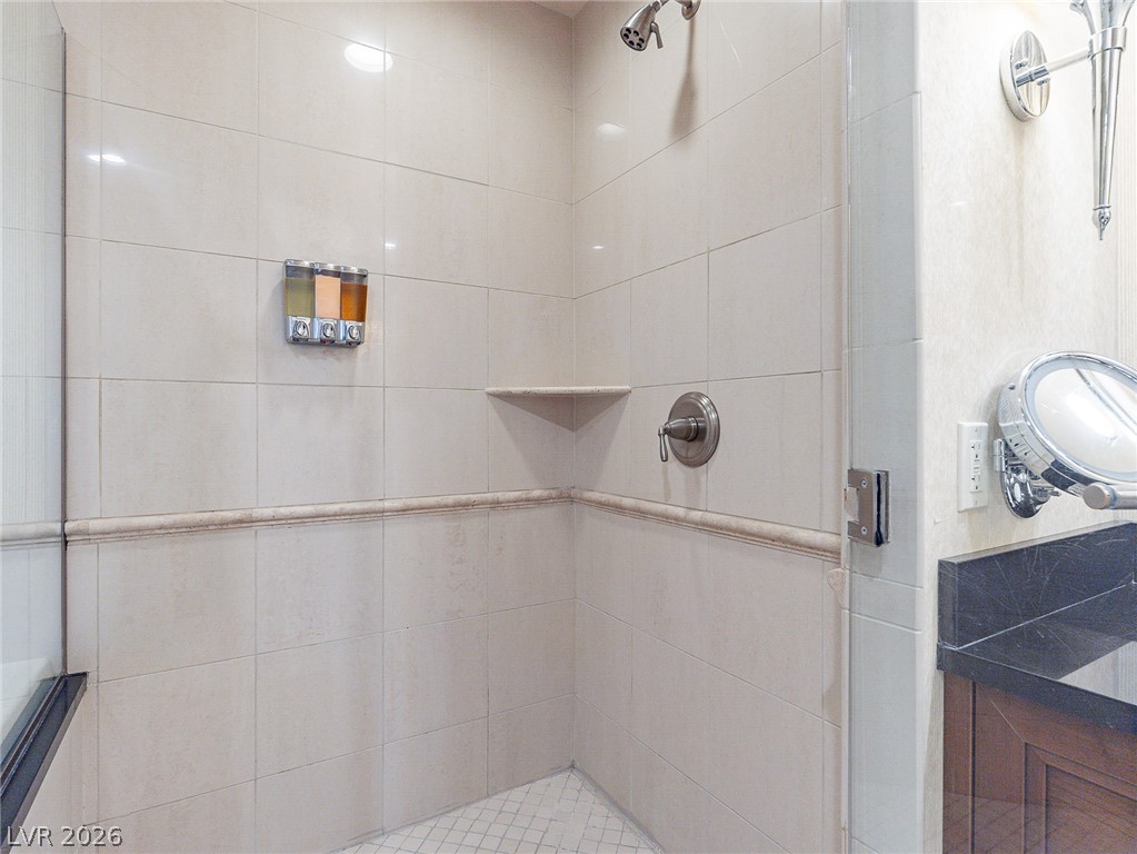 135 East Harmon Avenue 2104 Las Vegas NV 89109