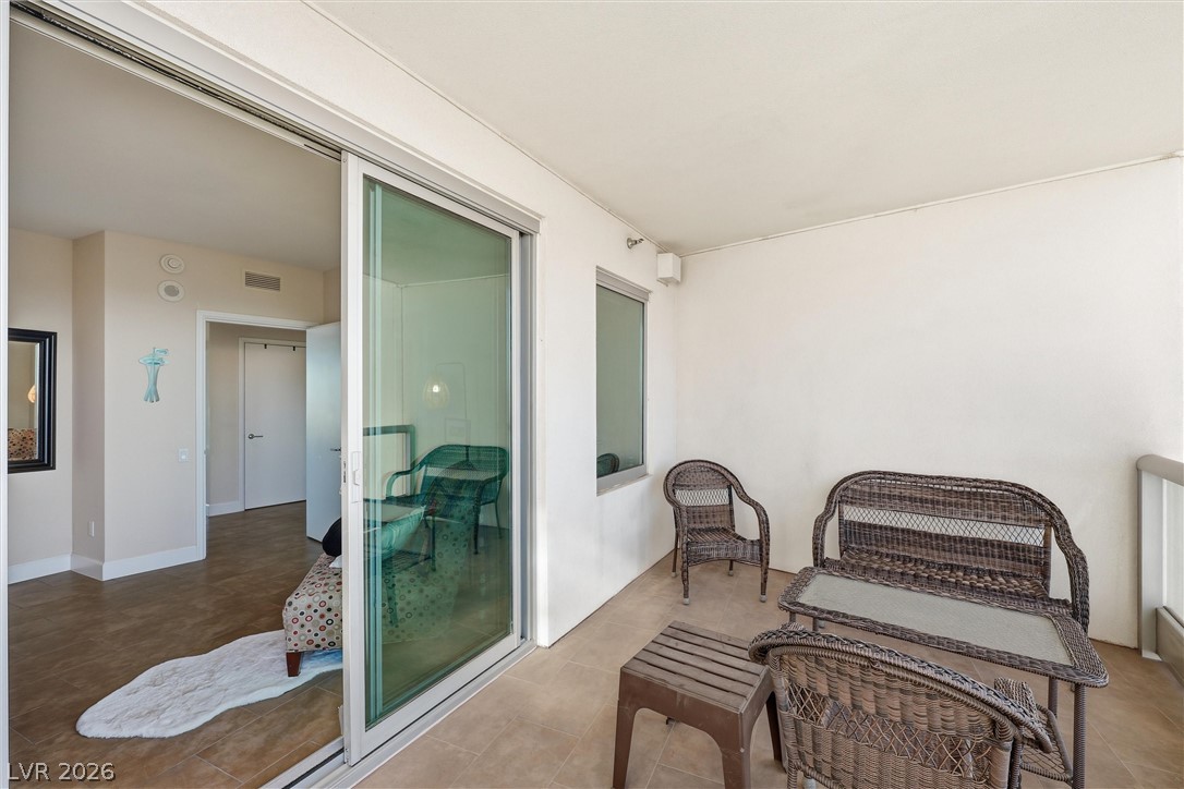 322 Karen Avenue 2402 Las Vegas NV 89109