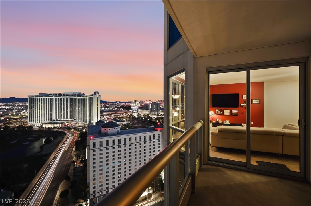 322 Karen Avenue 2402 Las Vegas NV 89109
