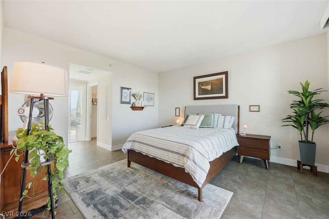 322 Karen Avenue 2402 Las Vegas NV 89109