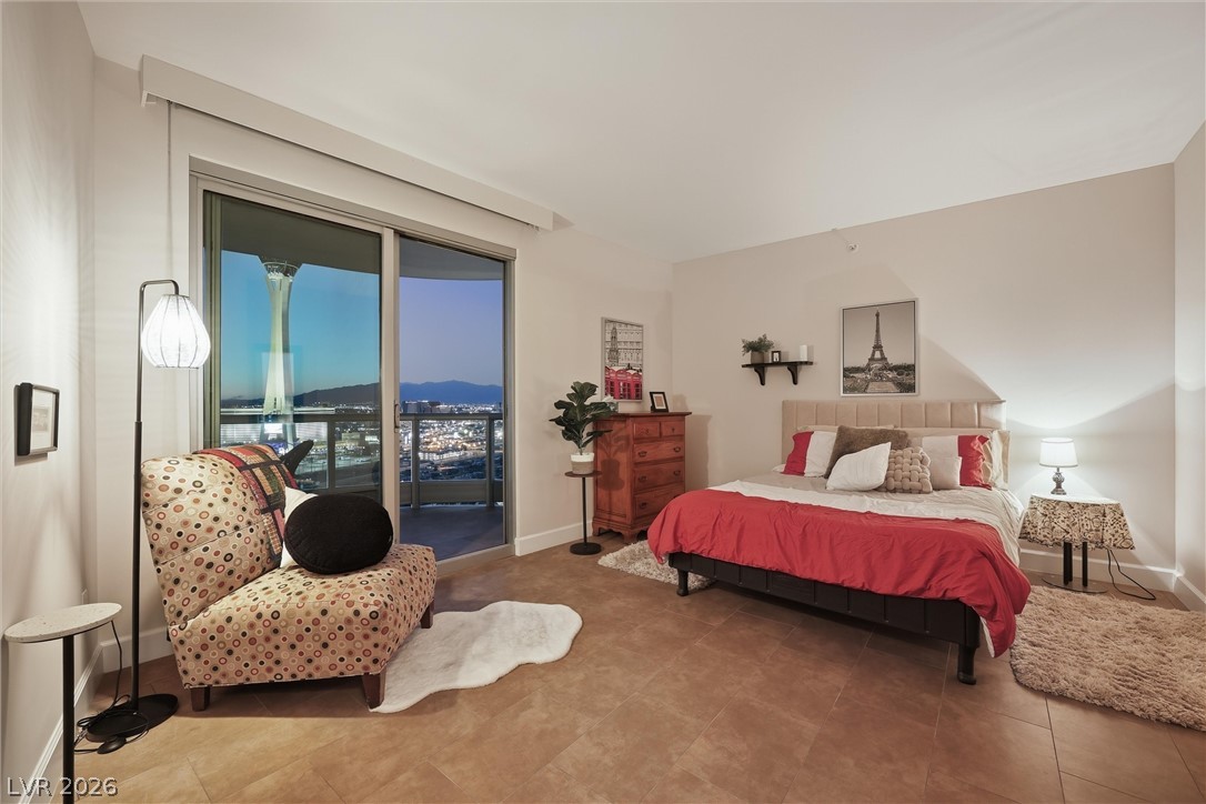 322 Karen Avenue 2402 Las Vegas NV 89109