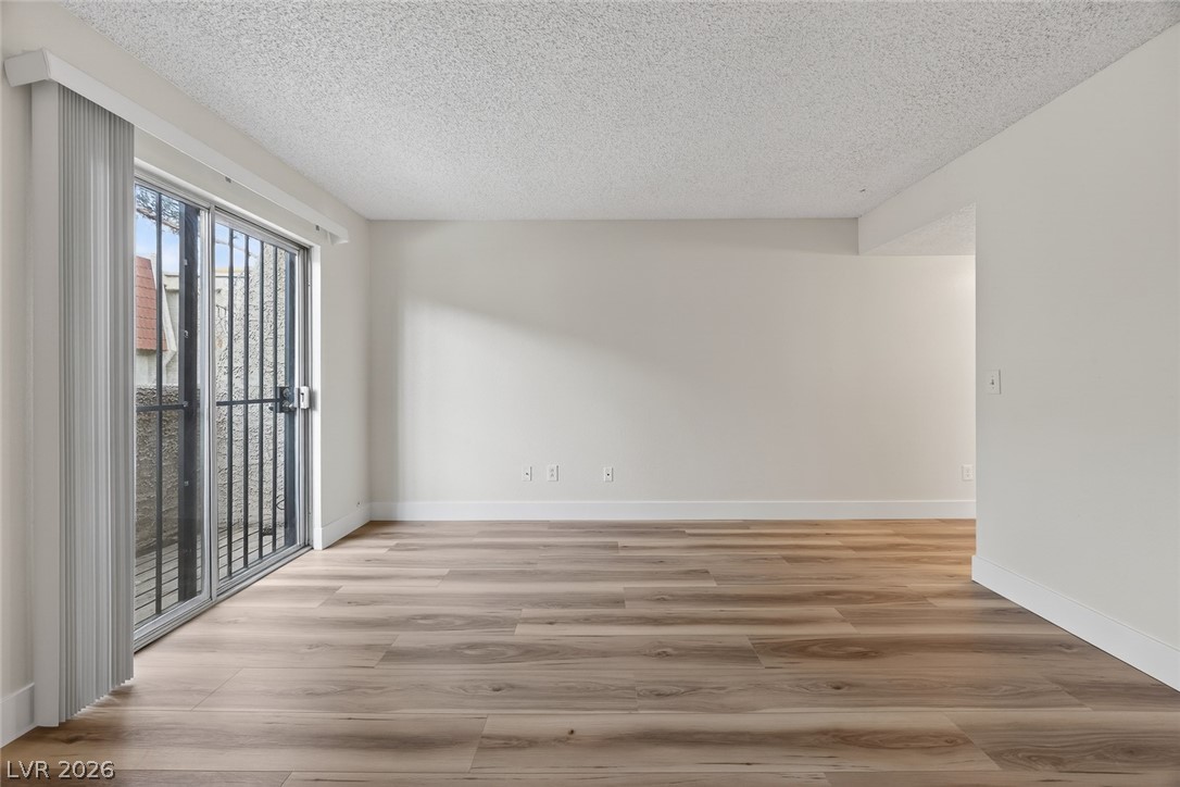 3591 Arville Street 301b Las Vegas NV 89103