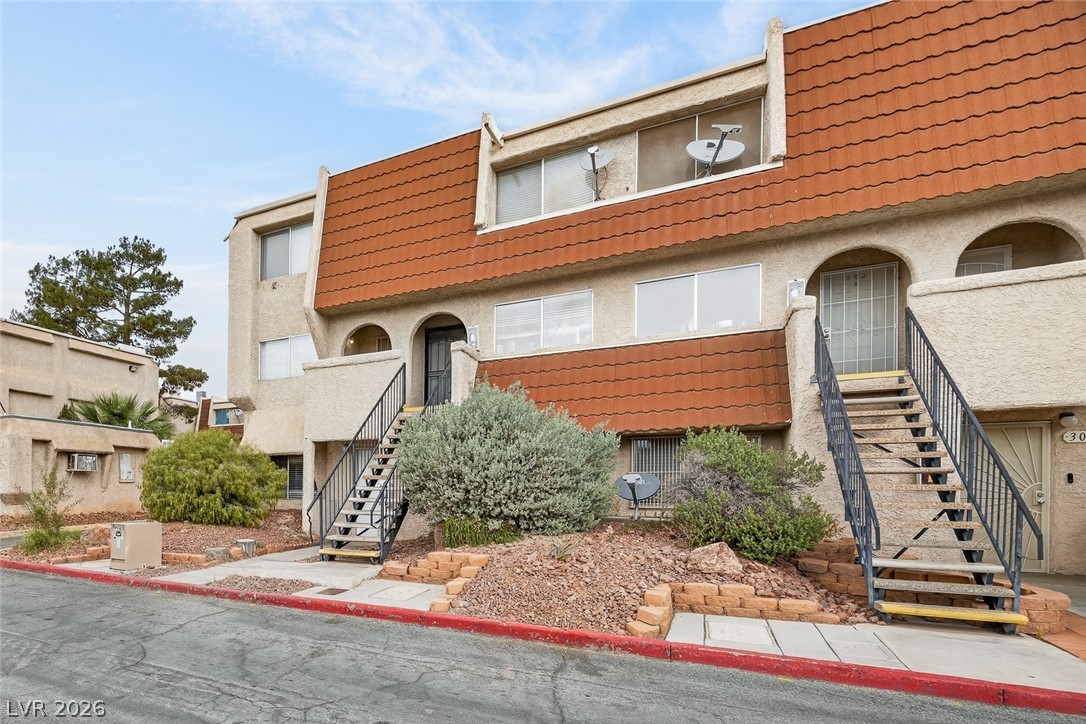 3591 Arville Street 301b Las Vegas NV 89103