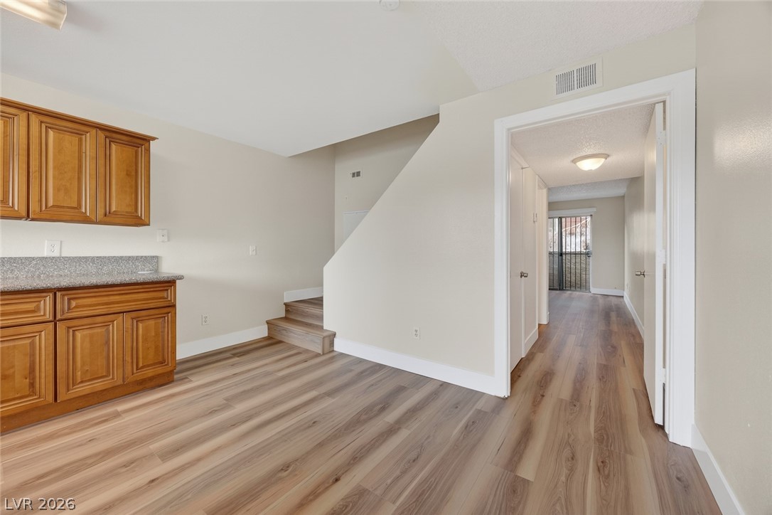 3591 Arville Street 301b Las Vegas NV 89103