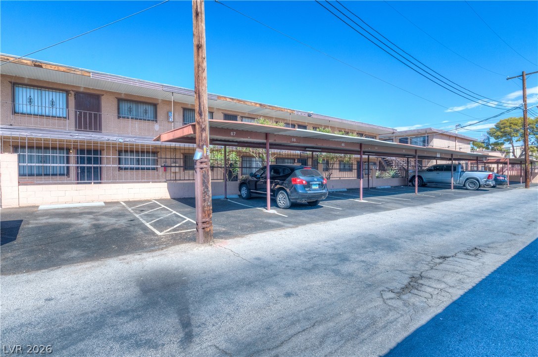 3726 Hazelwood Street 15 Las Vegas NV 89119